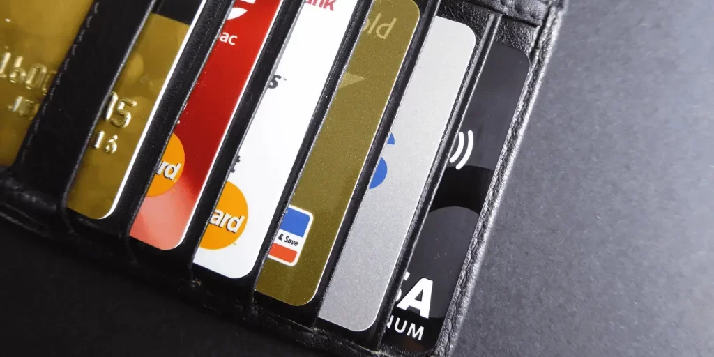 Benefits-of-credit-cards-3-1024x576